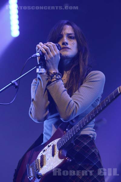 WARPAINT - 2016-10-29 - PARIS - Grande Halle de La Villette - 